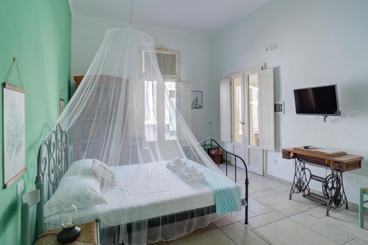 Li Perrini Boutique B&B Acquarica Ngoại thất bức ảnh
